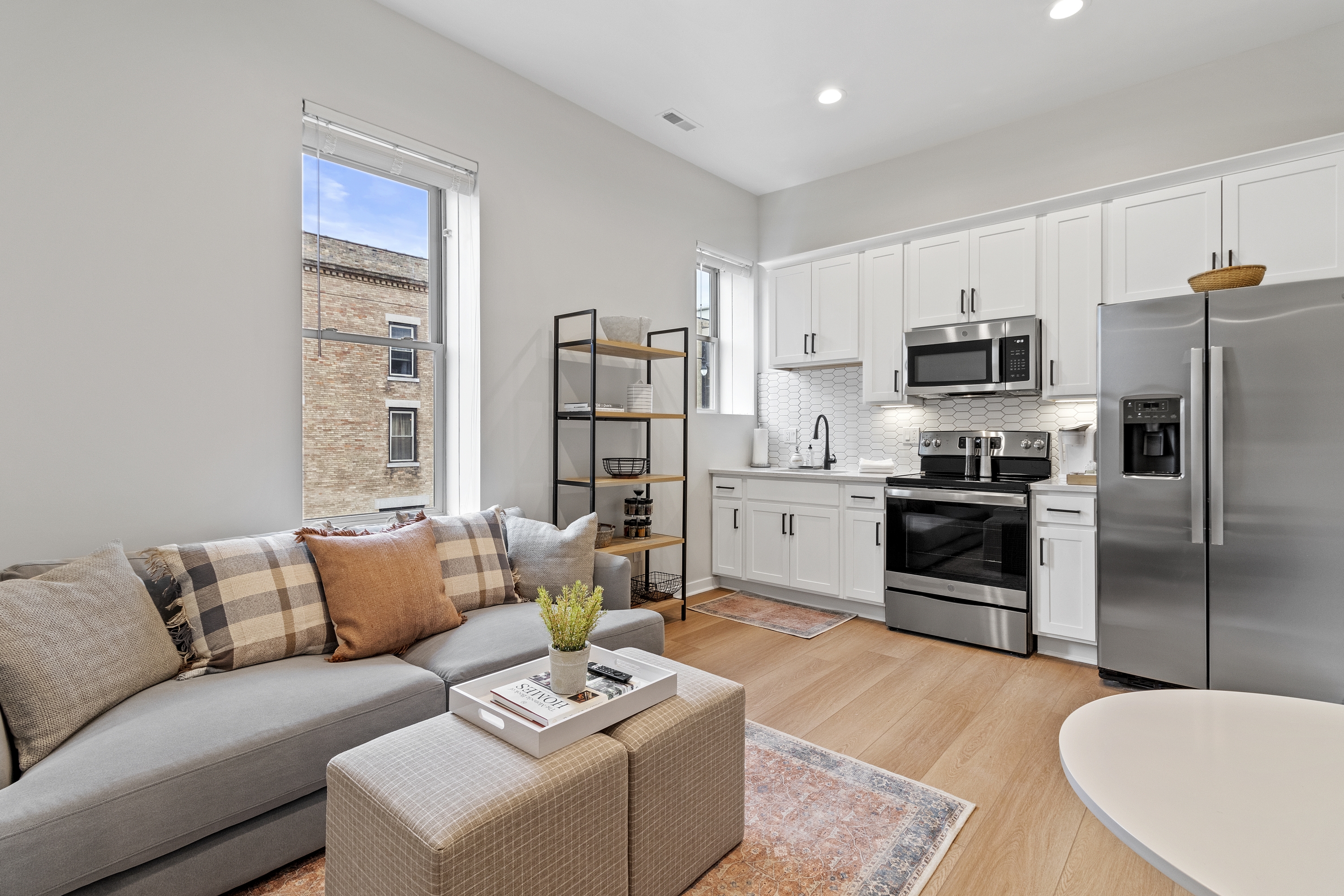 300 Main Street - 2C